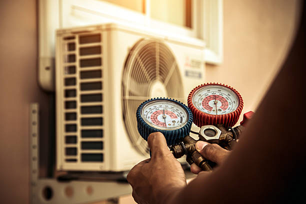 Professional Hvac Installation technician working in Linden, NC
